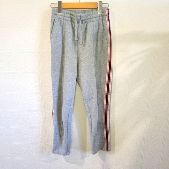 TNA the Iconic sweatpant - Picture 2 of 6